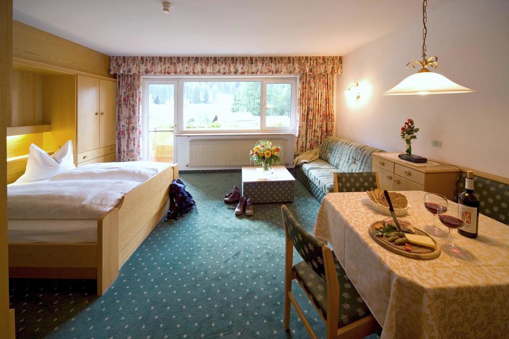 Residence Bad Moos Sexten Стая снимка